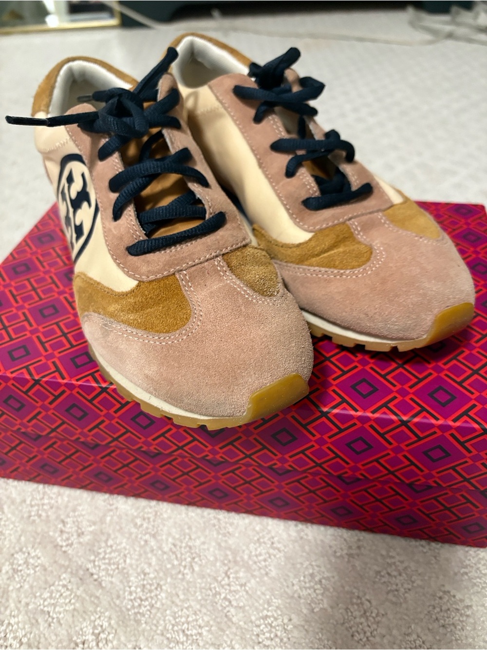 Tory Burch Annie Nylon/Nat Suede Runner - Picture 9 of 14